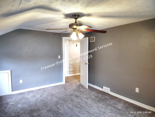 Building Photo - 2051 Broadhead Fording Rd