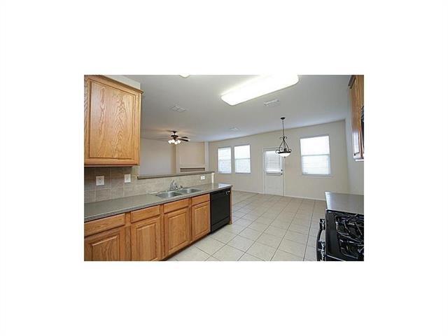 Building Photo - 1407 Hazelwood Dr