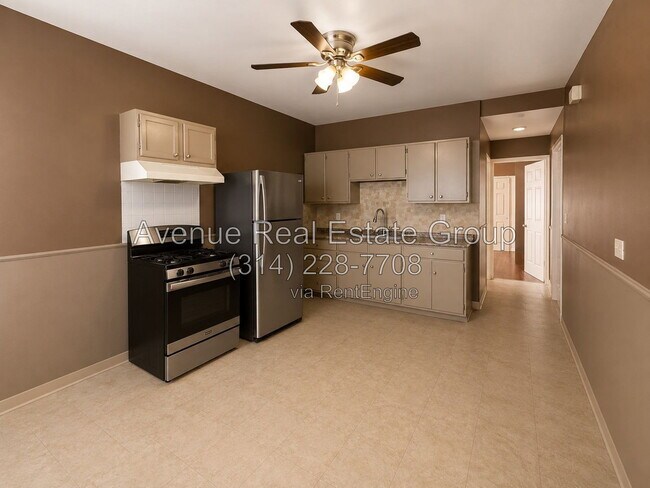 Building Photo - 3210 Osceola St