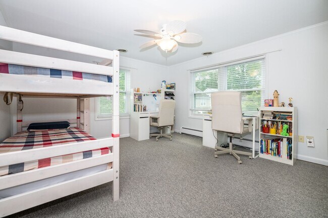 Building Photo - PALISADE