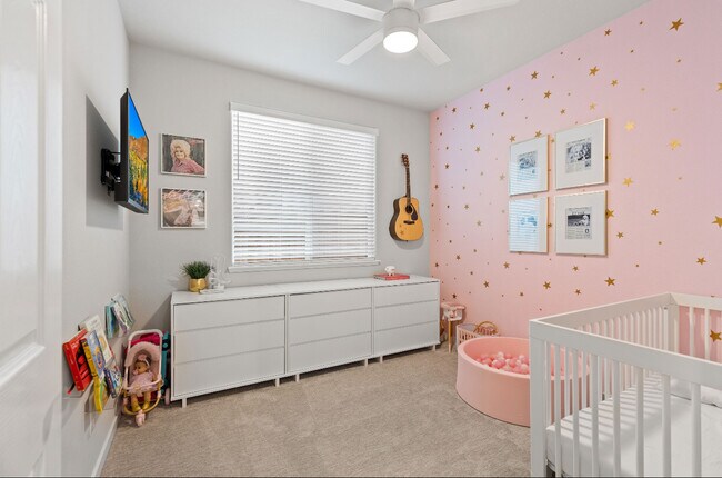 Building Photo - 1305 Swallowtail Dr
