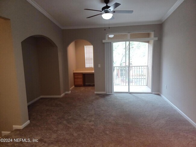 Building Photo - 10075 Gate Pkwy N