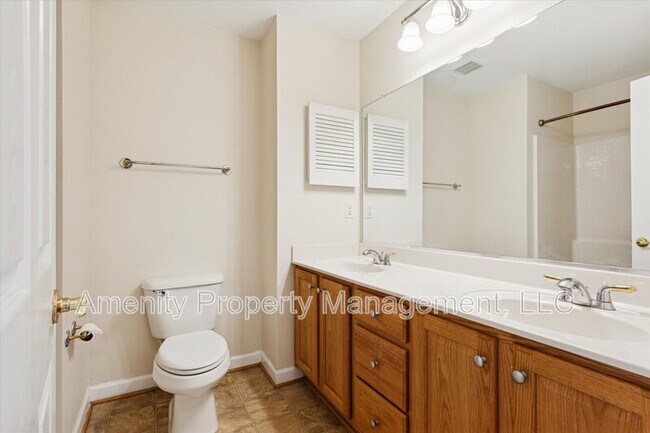 Building Photo - 103 Overlook Point