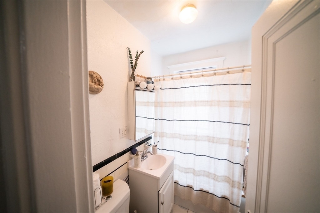 Building Photo - 43 Selkirk Rd