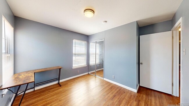 Building Photo - 7107 Westshire Dr