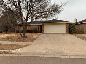 Building Photo - 5908 10th Dr
