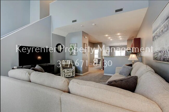 Building Photo - Discover this well-appointed 3-bedroom, 2-bath home in Indianapolis within an HOA community