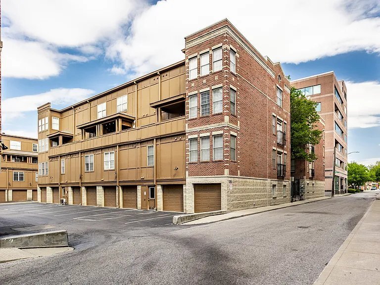 Building Photo - 216 N Cleveland St