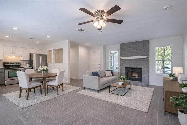 Building Photo - 2311 Singletree Ave