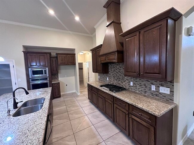 Building Photo - 7227 Sylvia Plath Dr