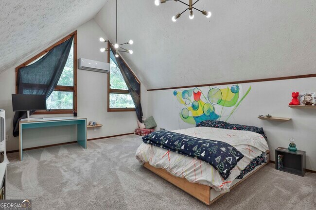 Building Photo - 115 Rolling Green