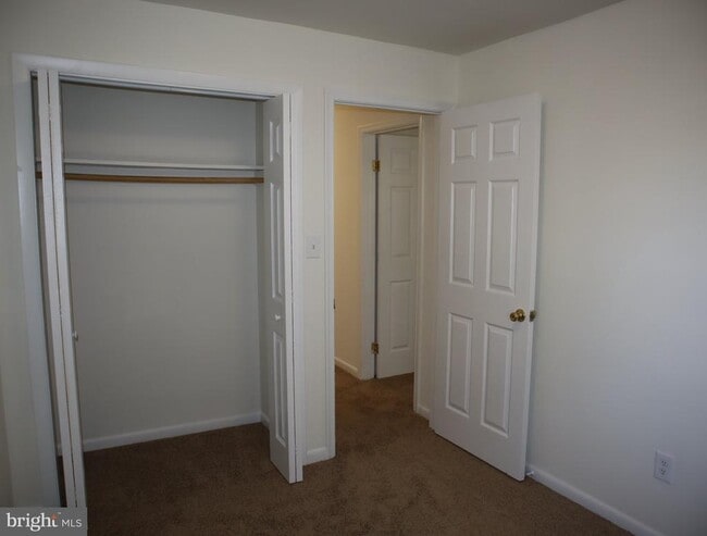 Building Photo - 1007 Kent Ave