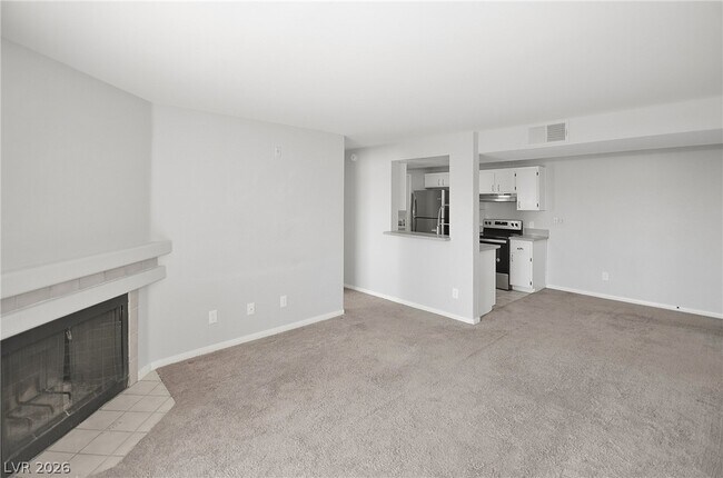 Building Photo - 220 Mission Catalina Ln