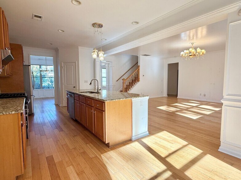 Building Photo - 2536 Sori Dr