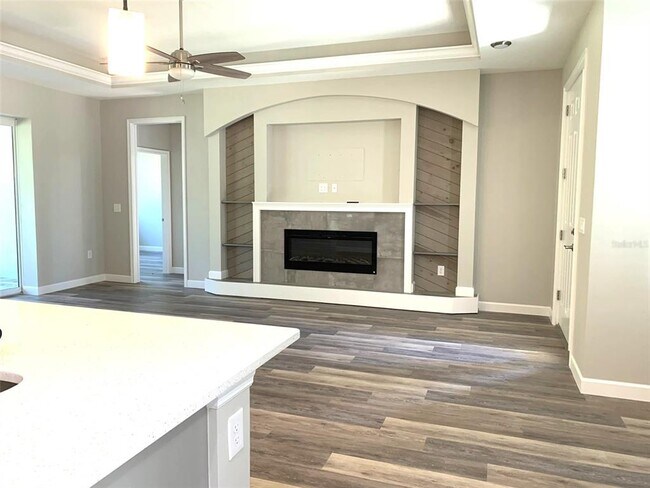 Building Photo - 7410 Ellis Ln