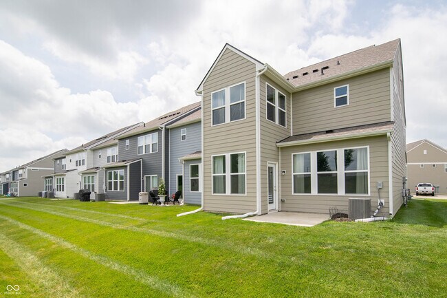 Building Photo - 14158 Bay Willow Dr