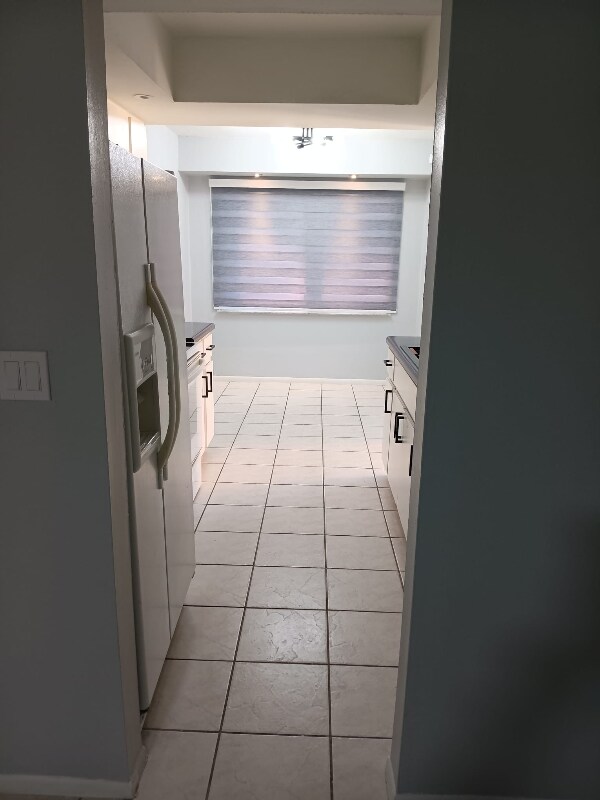 Building Photo - 2507 Matena Ave S