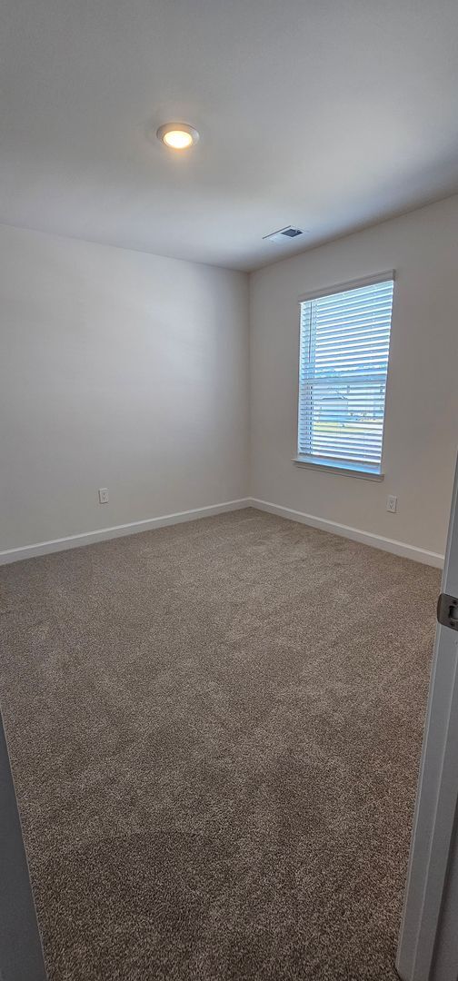 Building Photo - 3 Bed | 2.5 Bath | 2-Car Garage | Brand-New Waterside Home