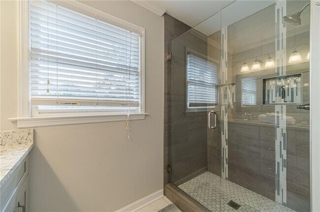 Building Photo - 691 Harbor Cove