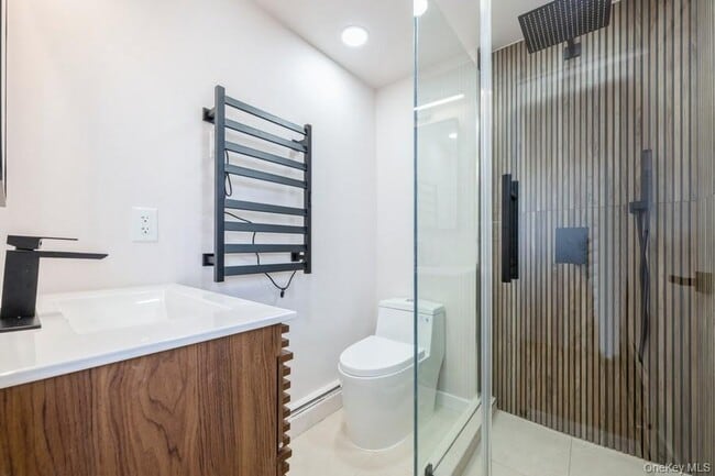 Building Photo - 482 Harbor Dr