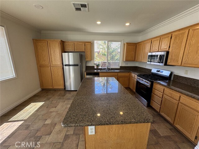 Building Photo - 13858 Buckskin Trail Dr