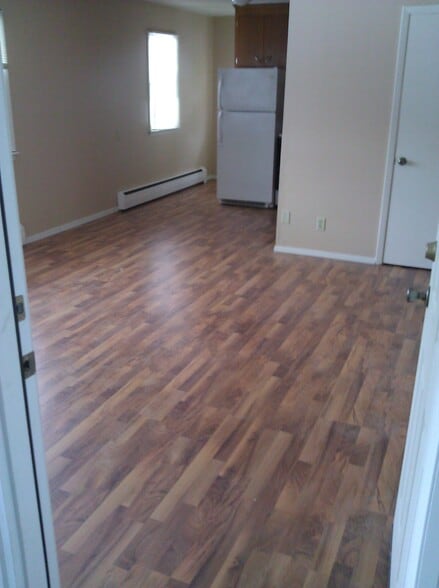 living room - 7617 69th Ave N