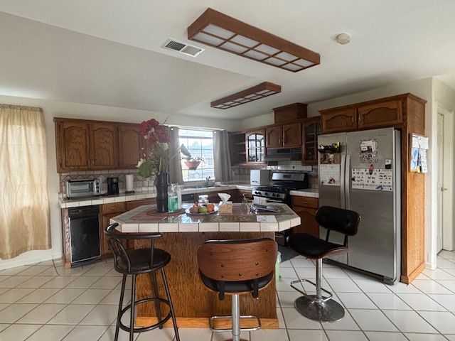 Building Photo - 605 N Mildred Ave