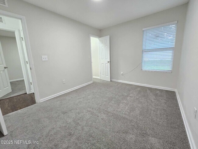 Building Photo - 9124 Adams Ave