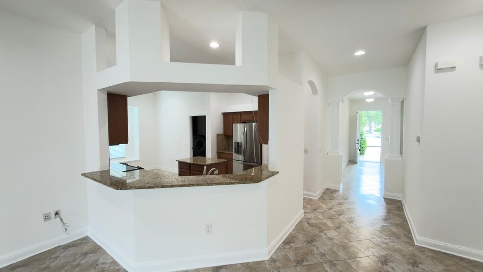 Building Photo - 8120 Turkey Hill Ct