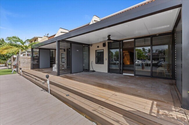 Building Photo - 3786 NE 167th St