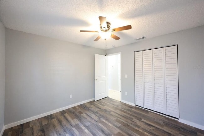 Building Photo - 2272 16th Ave SW