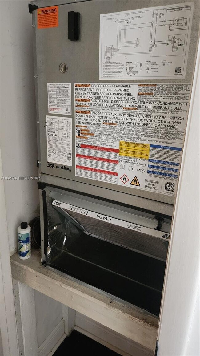 Building Photo - 3811 NW 84th Ave