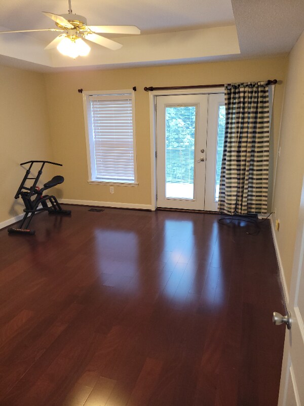 Building Photo - 310 Hillridge Cove