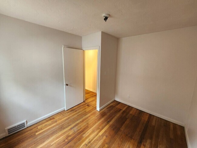 Building Photo - Move-In Special: Save $300 on This Charmin...