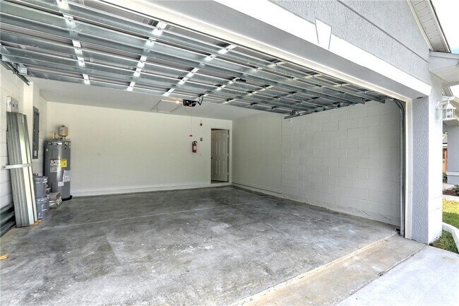 Building Photo - 426 Lanfair Ave