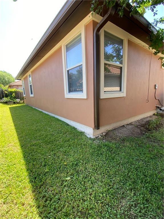Building Photo - 5624 Toscana Ave