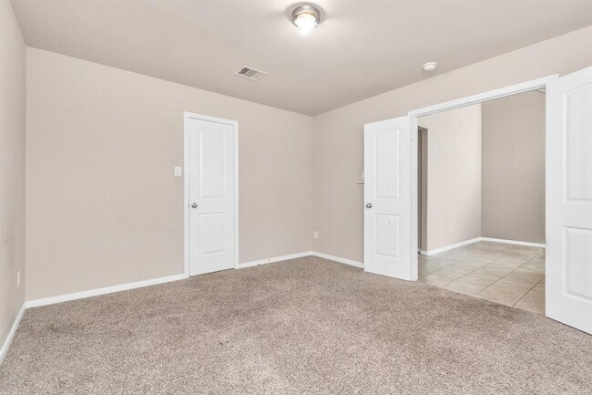 Building Photo - 9403 Limestone Ranch Ln