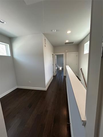 Building Photo - 1293 Clifftop Ln