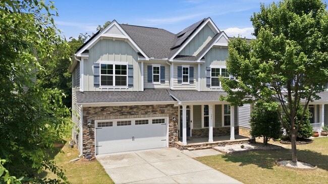 Building Photo - 304 Atwood Dr