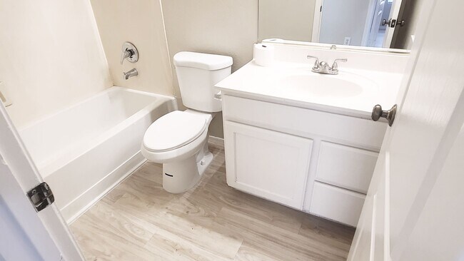 Building Photo - REMODELED 3-BEDROOM BY SAN TAN MALL