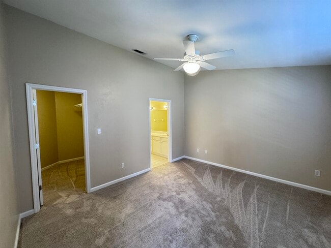 Building Photo - 1125 Mosswood Chase