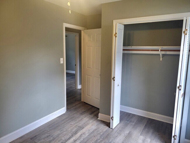 Building Photo - 3004 Steeple Chase Ct