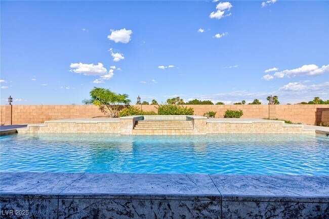 Building Photo - 6525 Ponderosa Way