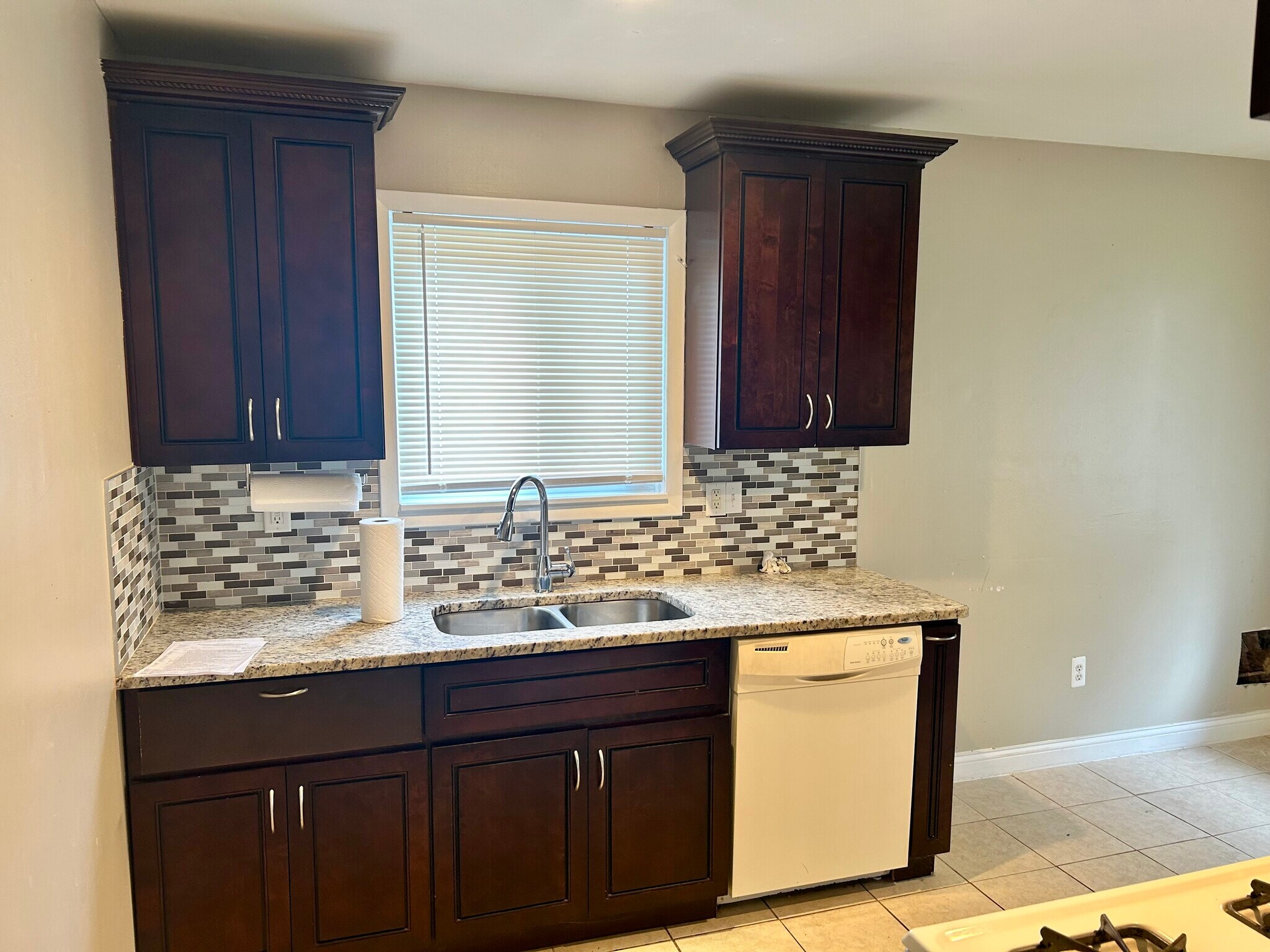 Building Photo - 8111 Timken Ave