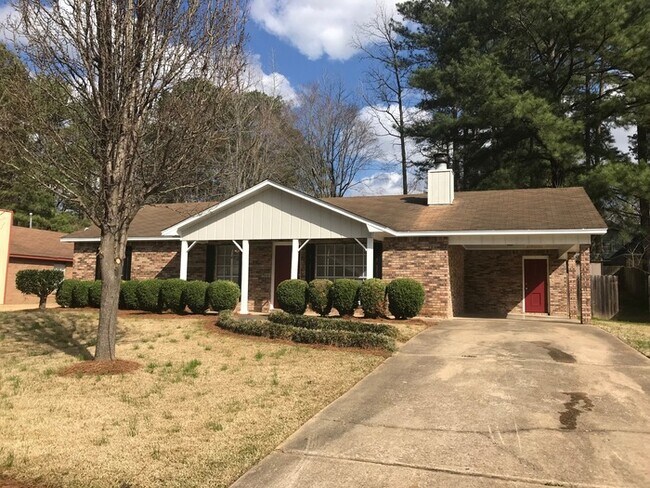 Primary Photo - Beautiful Home for Lease!