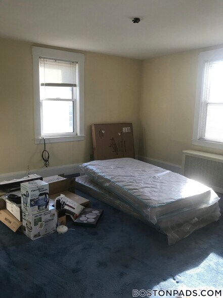 Building Photo - 20R Winship St