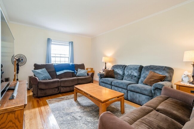 Building Photo - 1711 NY-17A