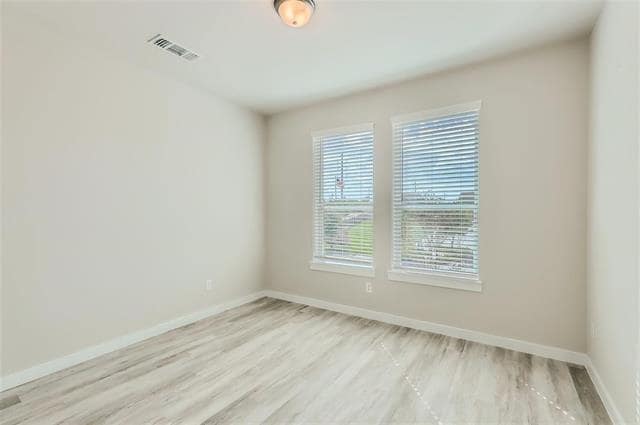 Building Photo - 2350 Freshwater Ln