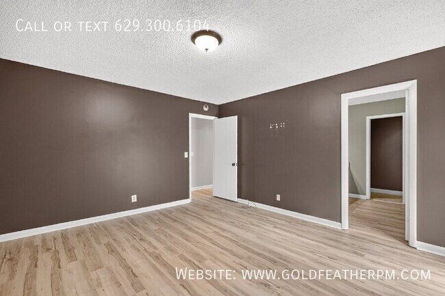 Building Photo - 2901 High Rigger Dr