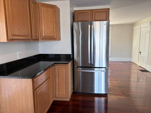 Unit 1 - kitchen - 381 Broadway